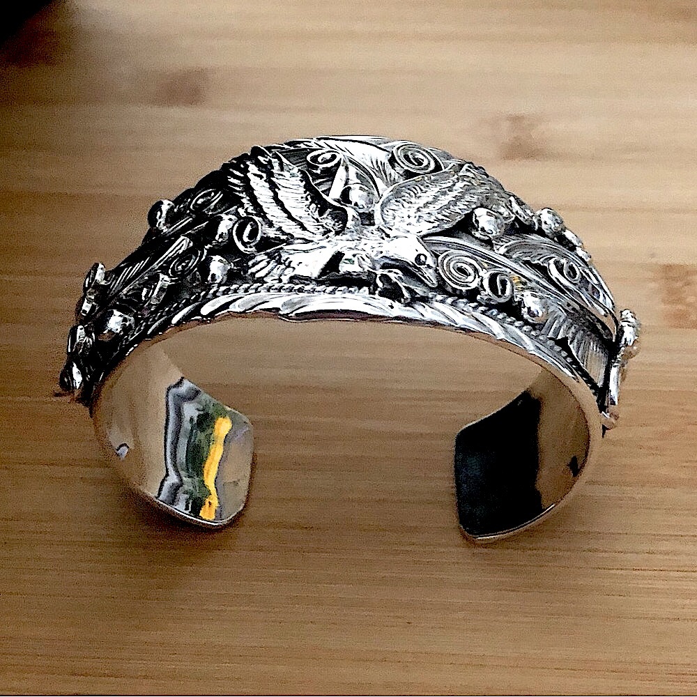 $318 Navajo Signed Running Bear Estate Cuff 77.58gr. Jimison Ben STERLING - Picture 1 of 10